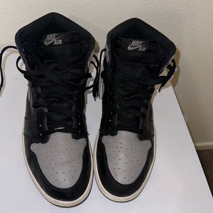 Air Jordan 1 Retro High OG SHADOW